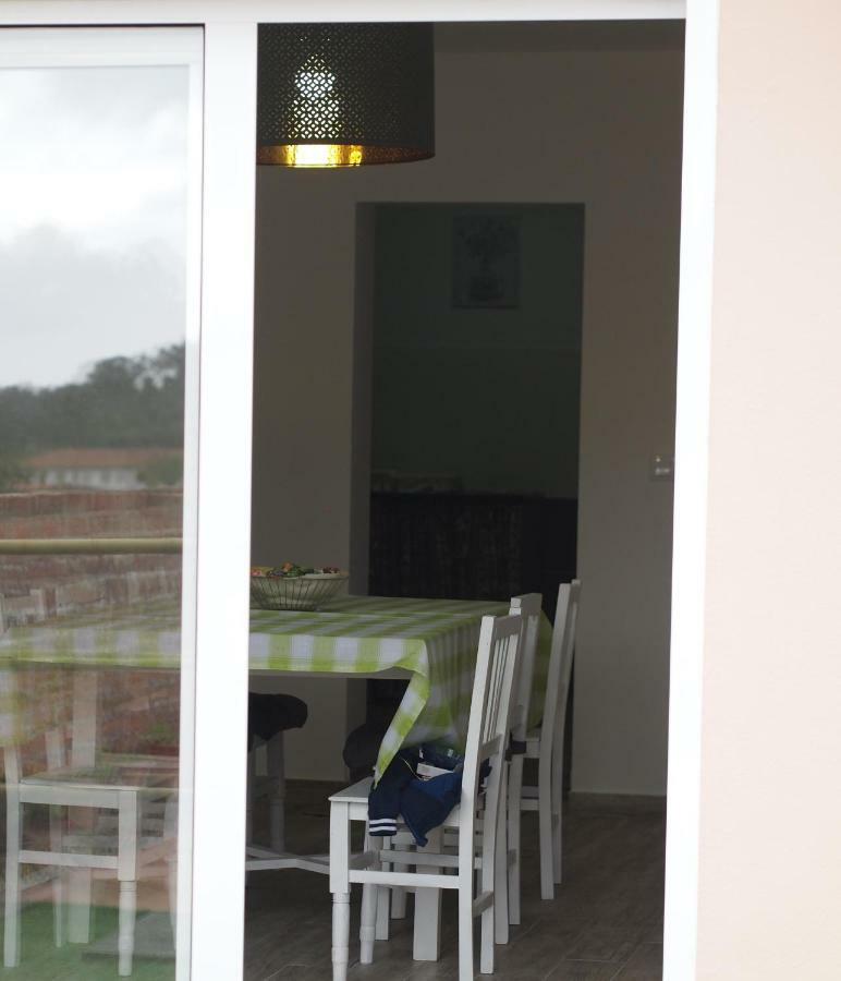 Vila Casa Da Tia Dulce Pataias Exteriér fotografie